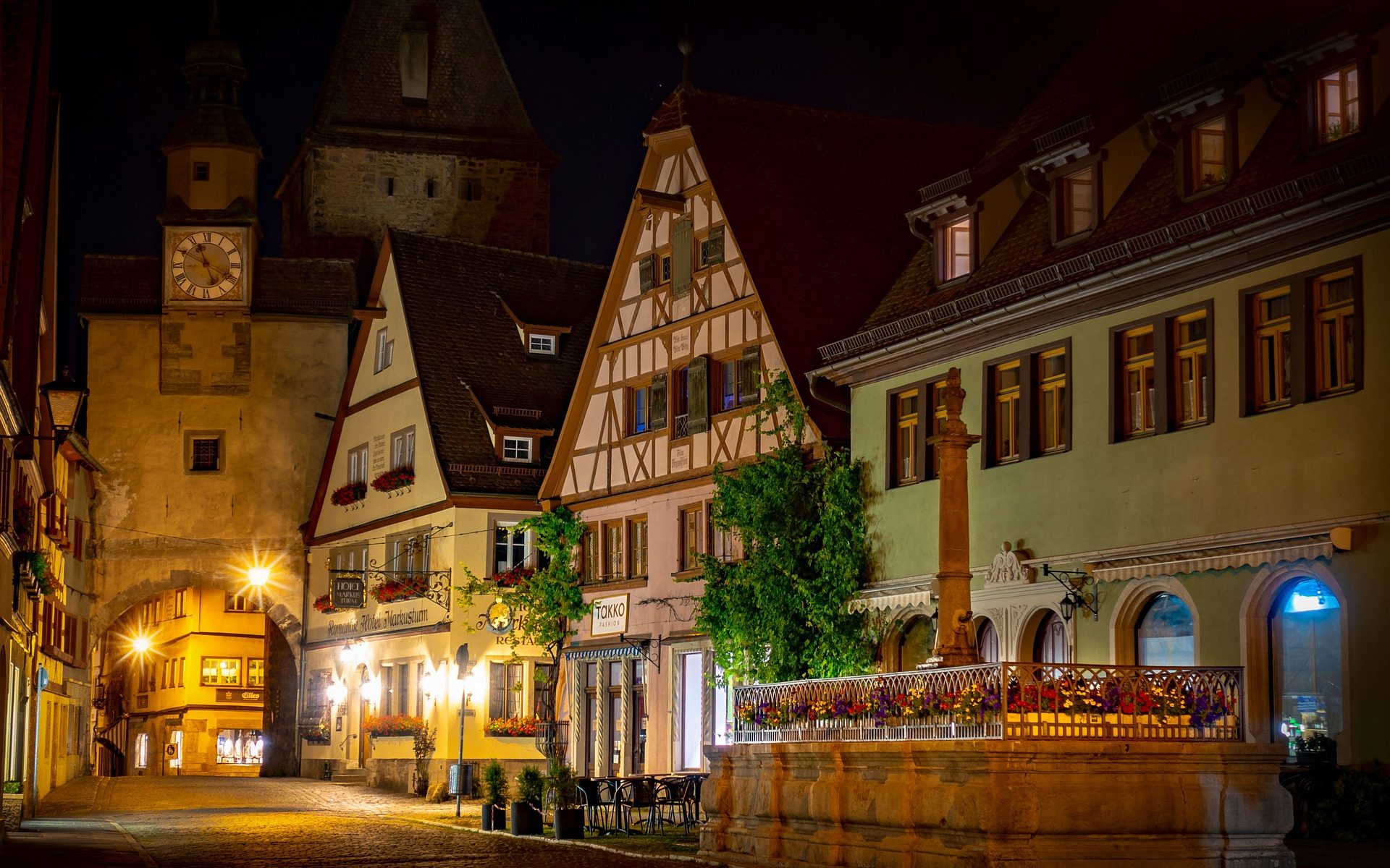 Rothenburg ob der Tauber: Sehenswürdigkeiten und Übernachtungsmöglichkeiten | Rooms24